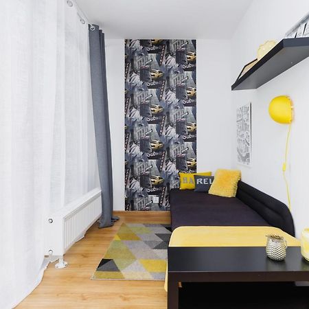 Studio Pradnik Bialy Krakow By Renters Apartment Exterior foto